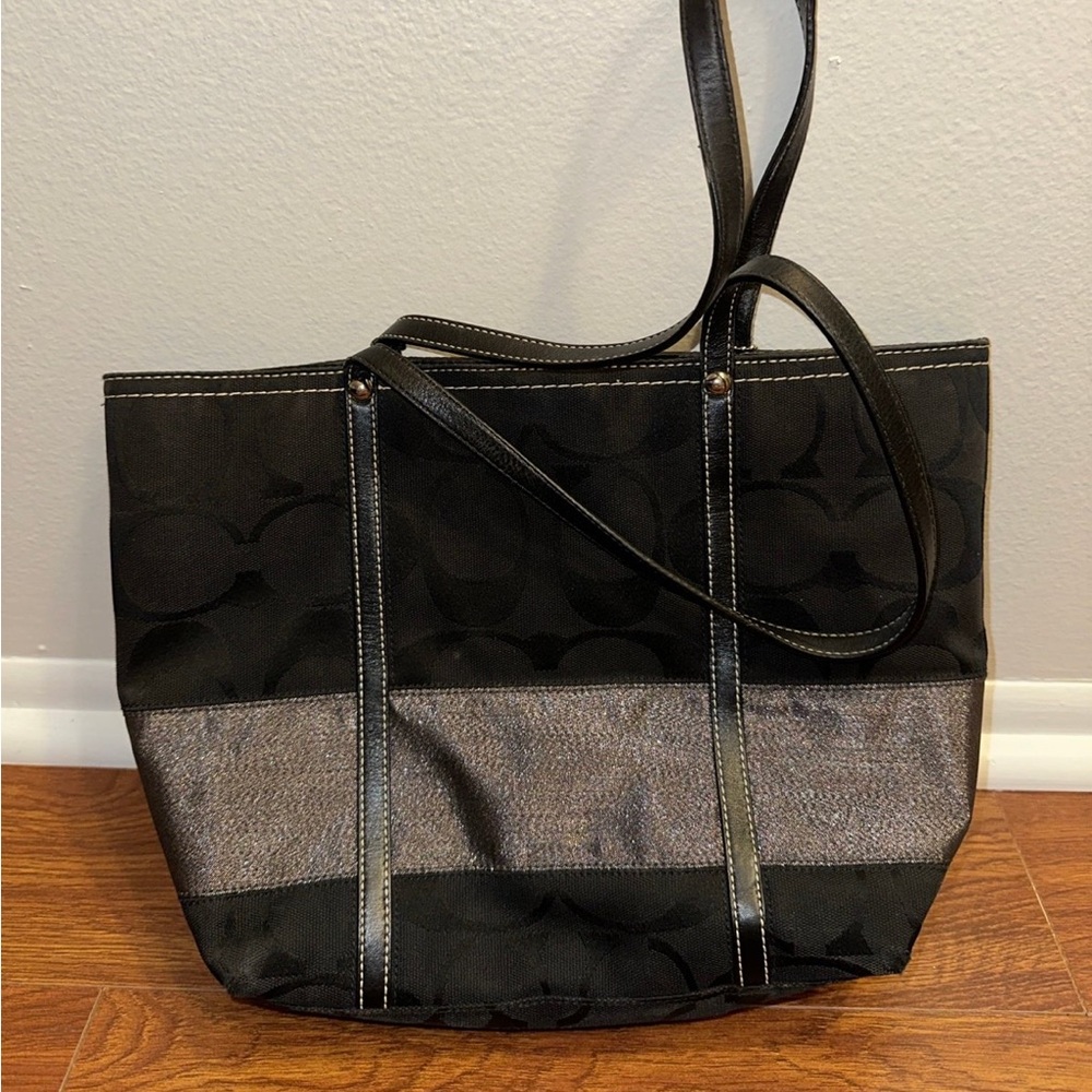Coach Purse - Picture 3 of 3
